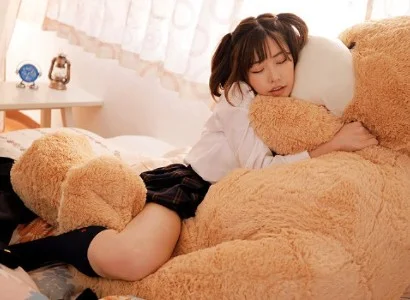 Mưa như trút nước khiến tôi phải đợi mưa tạnh