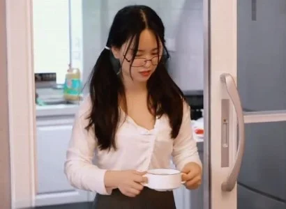 Cha dượng bị cha dượng bắt nạt